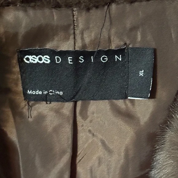 Mens 46R brown faux mink fur overcoat - Picture 3 of 4